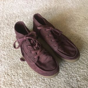 Sanuk Vee-Kay-Shawn’s
